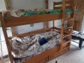 Масивно дървено двуетажно легло с чекмеджета и матраци, снимка 1