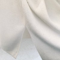 Млечнобяла блуза кежуал с V деколте, снимка 3 - Блузи с дълъг ръкав и пуловери - 40382940