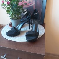Дамски обувки като нови, снимка 11 - Дамски обувки на ток - 42763700