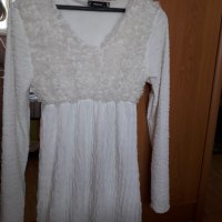 Блуза туника бяла с пухкаво деколте размер Л-ХЛ, снимка 1 - Блузи с дълъг ръкав и пуловери - 30293280