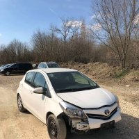 Тойота Ярис / Toyota Yaris 2012г. P13  - на части, снимка 1 - Автомобили и джипове - 44443222