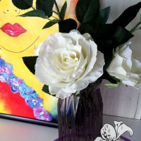 Стъклена ваза в лилав цвят, снимка 2 - Вази - 40734518