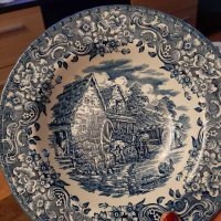 Порцеланова  колекционерскадълбока чиния  Royal Tudor Ware, снимка 2 - Чинии - 30399499