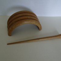 № 6975 стара дървена шнола за коса   - размер 8 / 4 см , игла 13 см, снимка 2 - Други ценни предмети - 40654566