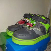 Маратонки обувки с колелца HEELYS , снимка 5 - Детски обувки - 39829328