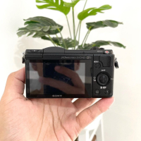 YouTube Камера за влогове Sony A5100, снимка 5 - Камери - 44532525