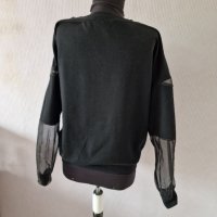 Блуза в черно с тюлен ръкав тип суитшърт-10,00лв., снимка 4 - Блузи с дълъг ръкав и пуловери - 42666625