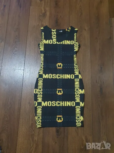 Moschino рокля , снимка 1