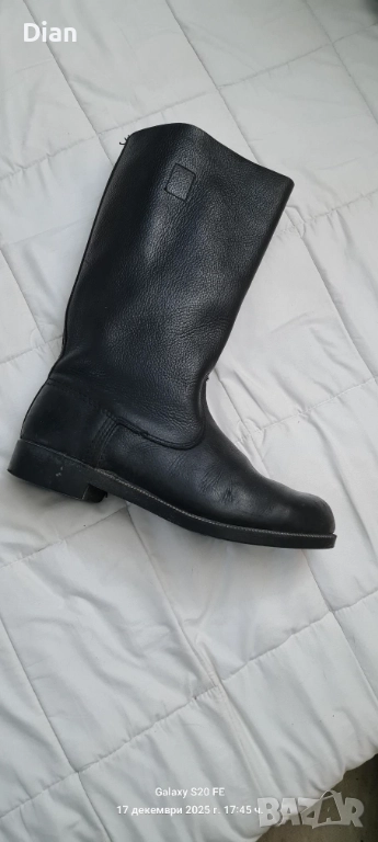 Продавам коледарски ботуши номер 43, снимка 1