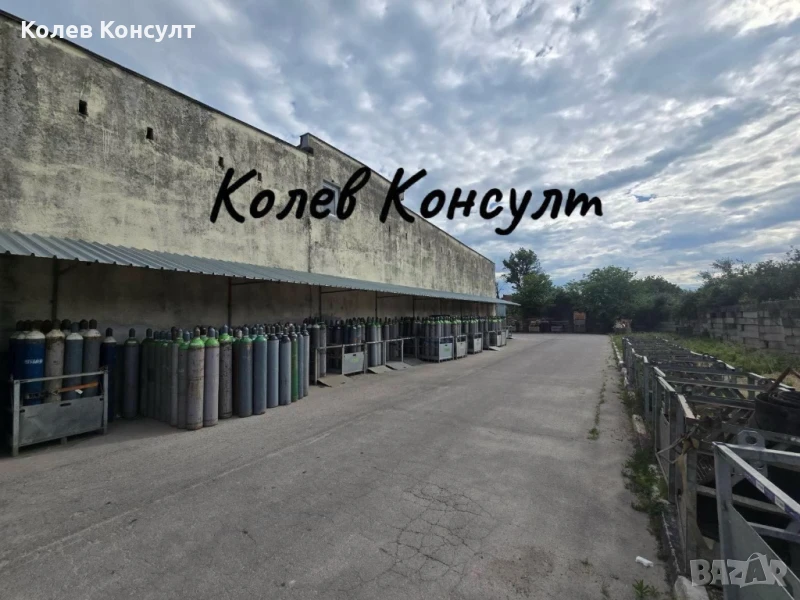 Продавам промишлена сграда с голям двор в Димитровград,кв.Марийно, снимка 1