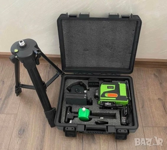 4D Самонивелиращ Лазерен Нивелир с Зелен Лъч + Тринога 1,6м и Комплект Аксесоари, снимка 1