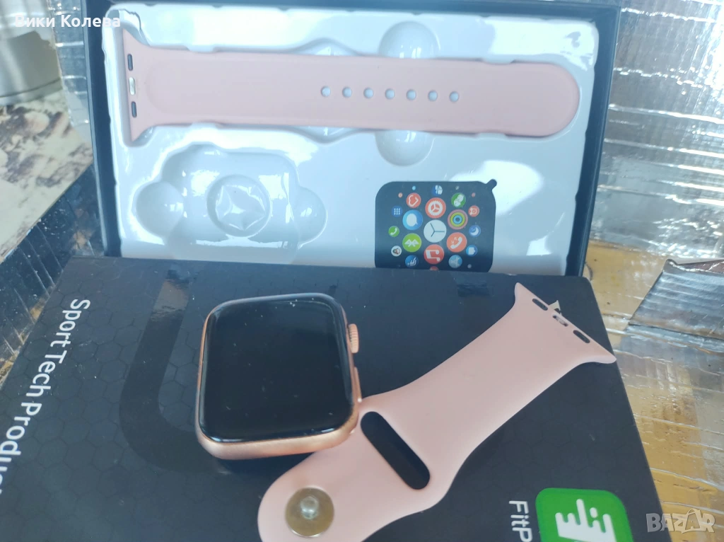 Смарт Часовник 42мм Розово Злато (Запазен, НО с Нужда от Ремонт), снимка 1