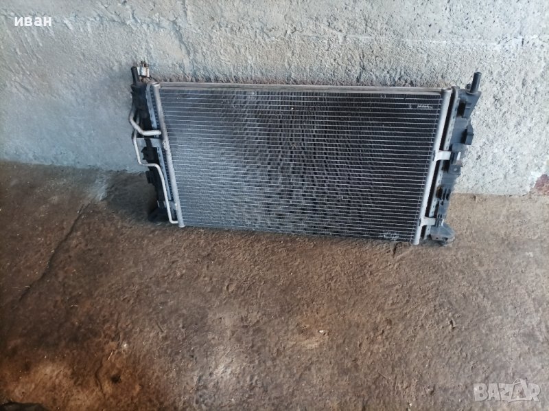 Воден и климатичен радиатор за Мазда 3 хечбек 1.6 HDI. 110 кс. 2004 год., снимка 1
