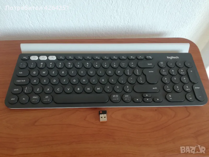 Logitech K780 Unify и Bluetooth клавиатура, снимка 1