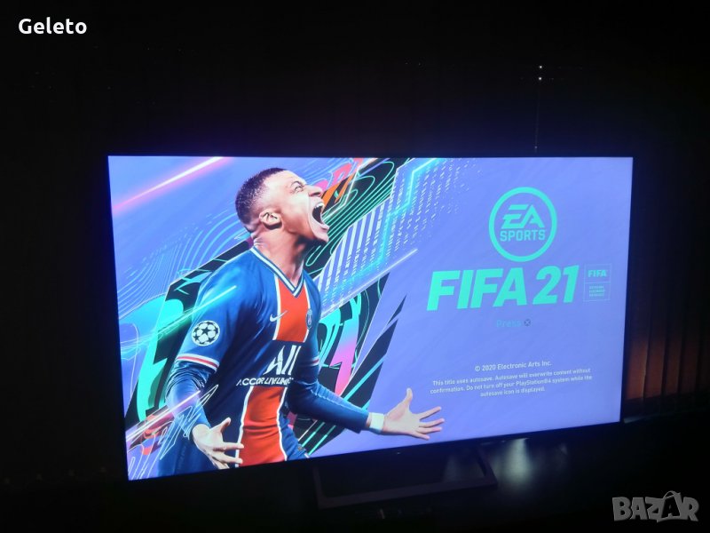 PS4 slim с FIFA 21 и други игри, снимка 1
