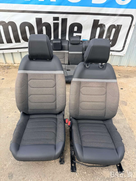 Салон, седалки предни и задни от Citroen C4 3B 1.5 Blue HDI, 131 ph., engine YHZB, 5 000 km, снимка 1