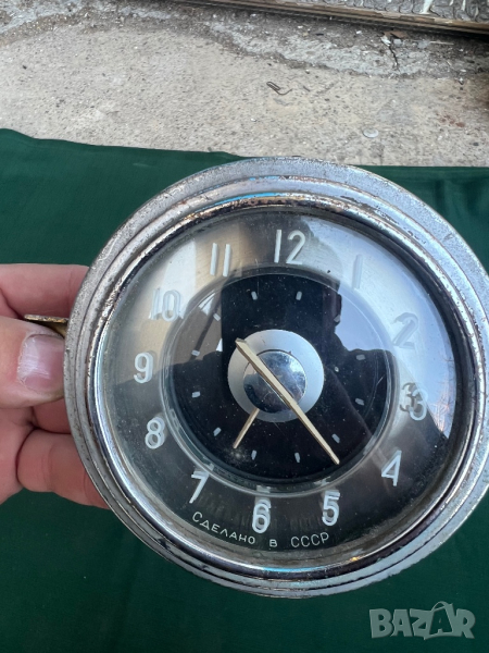 Продавам часовник от волга газ 21 , снимка 1