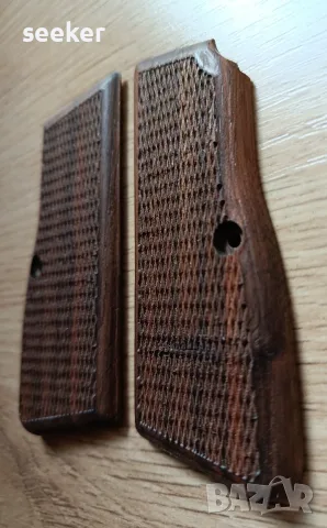 Орехови чирени за Browning HP, снимка 3 - Оборудване и аксесоари за оръжия - 55910533