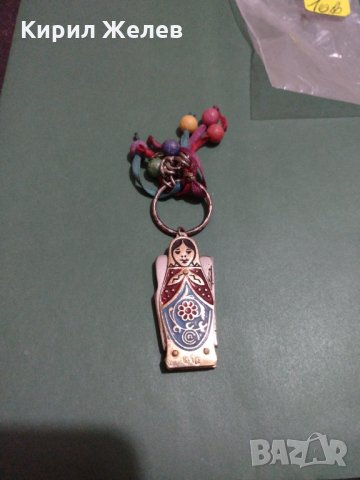 Красив ключодържател сувенир метална матрьошка цветен емайл - 5165