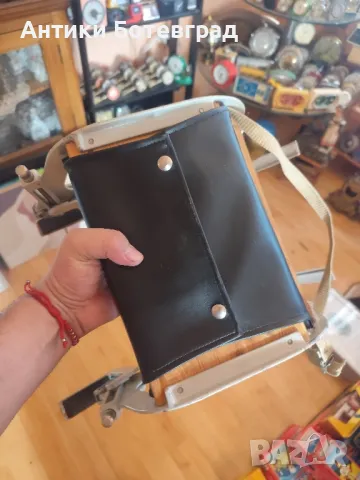 Рядка детска  седала от соца за монтиране на маса , снимка 4 - Антикварни и старинни предмети - 49390277