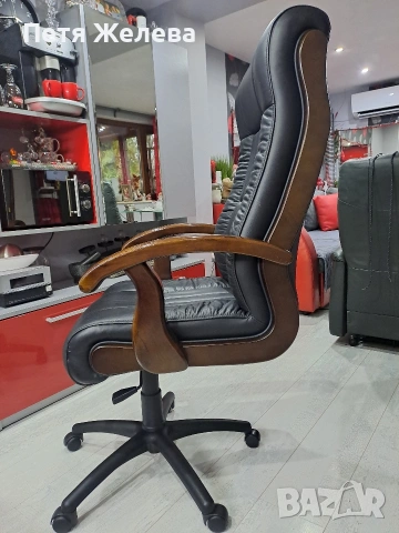 Директорски стол от естествена кожа и дървени подлакътници, снимка 6 - Столове за офис - 53246624