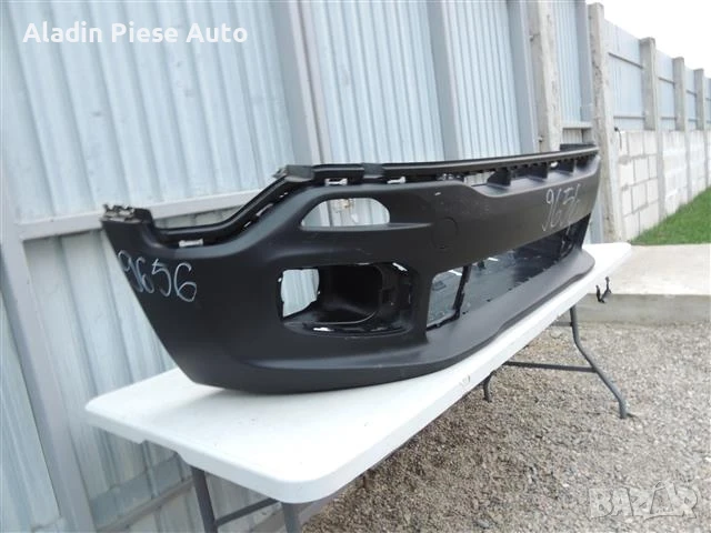 Предна броня Jeep Renegade година 2014-2018 код 735587832 , снимка 3 - Аксесоари и консумативи - 50847637