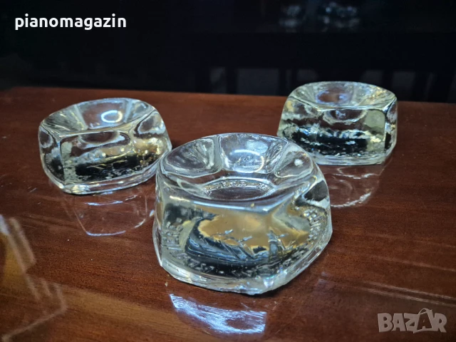 Стъклени подложки за роял/ за предпазване на пода