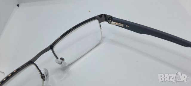 Диоптрични Очила +2.50, снимка 4 - Слънчеви и диоптрични очила - 35002374