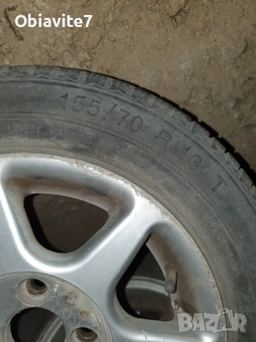 Продавам комплект от 4 лети джанти за кола 13', снимка 5 - Гуми и джанти - 53306235