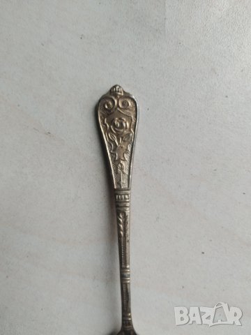 четири позлатени метални лъжички-комплект