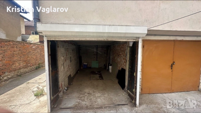 Продавам гараж в идеален център