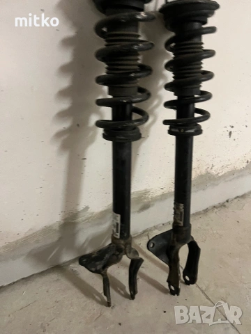 Амортисьори с пржини за Дуранго,Гранд Чероки wk2, снимка 3 - Части - 53065501