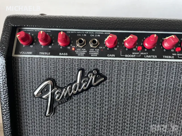 Продавам кубе за китара FENDER DELUXE 85, снимка 2 - Китари - 56327782