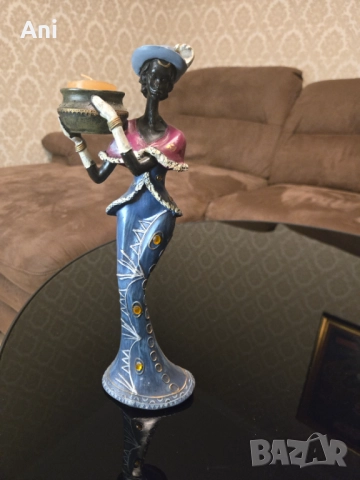 Статуетка/ свещник 