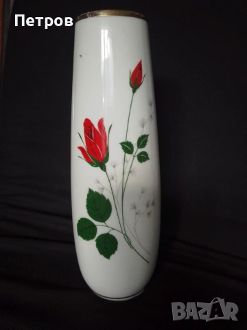 порцеланова ваза 23 см