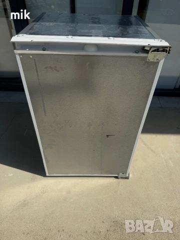 Малък хладилник Сименс за пълно вграждане, снимка 8 - Хладилници - 51590152