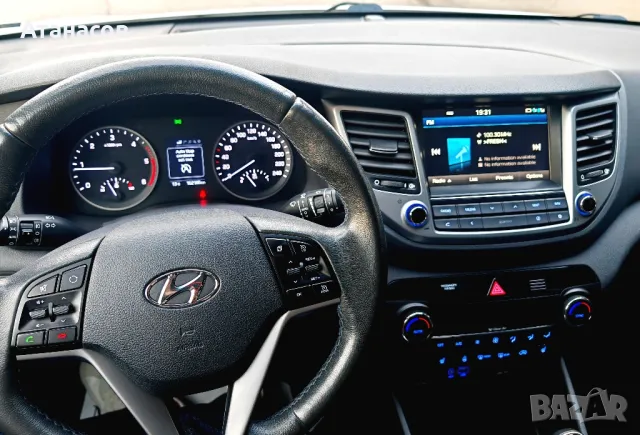 Hyundai Tucson 1.7 start-stop, снимка 10 - Автомобили и джипове - 50211749