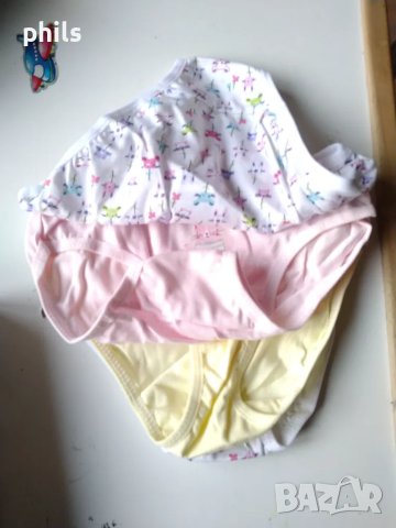 Бикини 3-4 г, снимка 2 - Детско бельо и бански  - 47815162