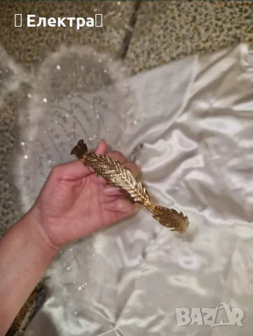 Коледен ангелски костюм с тиара и криле, снимка 3 - Детски рокли и поли - 48358701