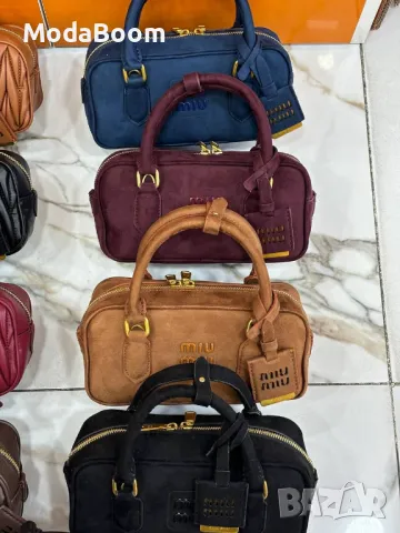 Miu Miu дамски чанти Различни цветове , снимка 9 - Чанти - 48428511