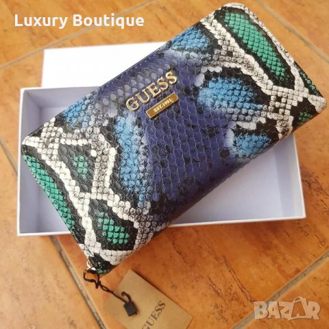 Луксозно портмоне с кутия Guess , снимка 4 - Портфейли, портмонета - 31935317