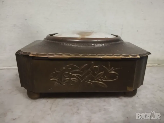 стара кутия арт деко, снимка 8 - Антикварни и старинни предмети - 47547430