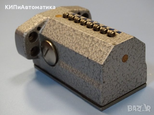 Пистов изключвател Balluff BNS 519-B 8 R 8-50 multiple 8-position limit switch 250VAC, снимка 3 - Резервни части за машини - 42539420