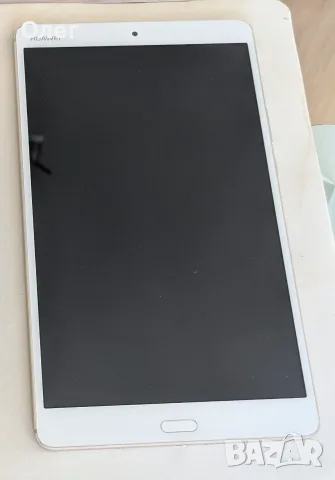 Huawei MediaPad M3 8.4 (BTV-DL09) LTE за части / за ремонт — реагира на зарядно
