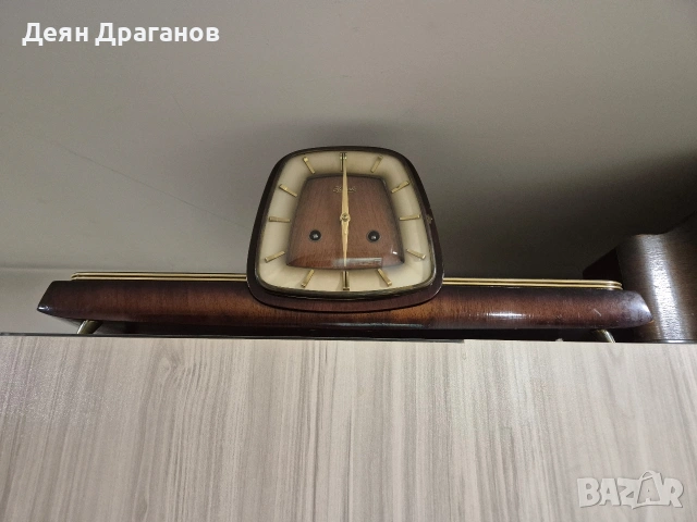 стари антични каминни немски часовници