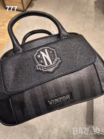 дамска чанта , снимка 2 - Чанти - 48570933