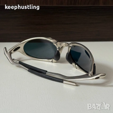 Oakley x Metal Romeo нови Унисекс слънчеви очила, снимка 4 - Слънчеви и диоптрични очила - 53931161
