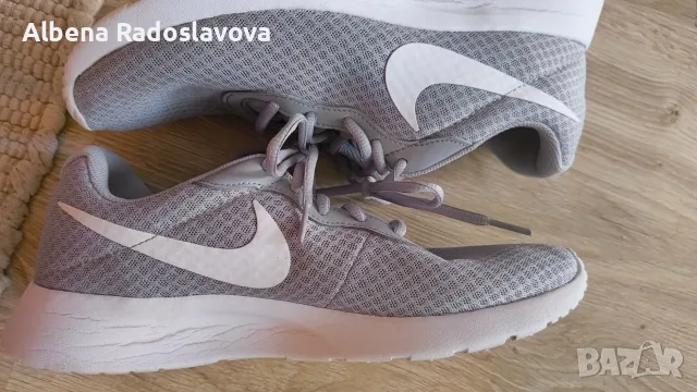 маратонки NIKE Tanjun, снимка 2 - Маратонки - 55779438