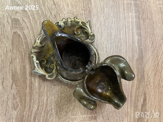 Винтидж алуминиев пепелник „Кучешка глава“, СССР, снимка 2 - Антикварни и старинни предмети - 52410401