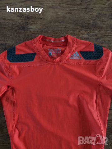 adidas Techfit Power M - страхотна мъжка тениска КАТО НОВА, снимка 7 - Тениски - 37207055